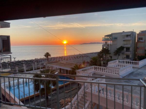 Spacious one bedroom apartment , beachfront , seaview.